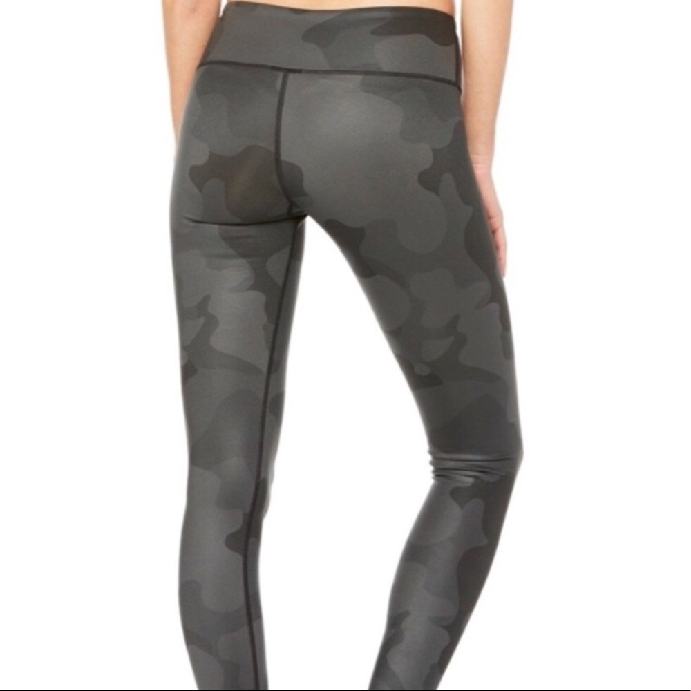 Alo Yoga Camo Leggings